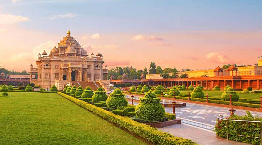 Temple Tours